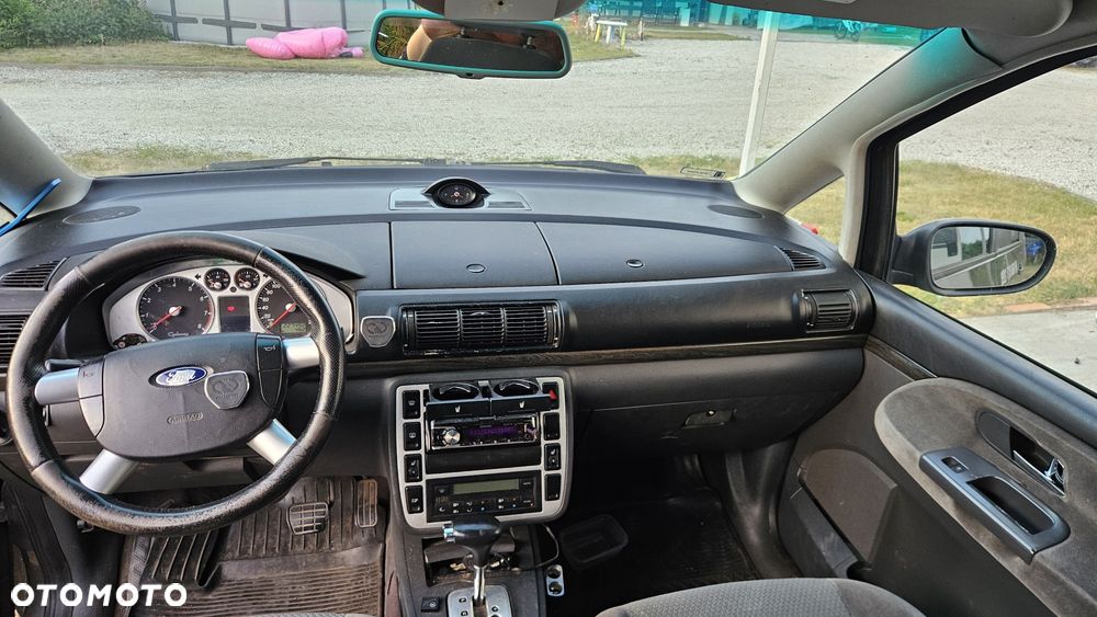 Ford Galaxy - 7