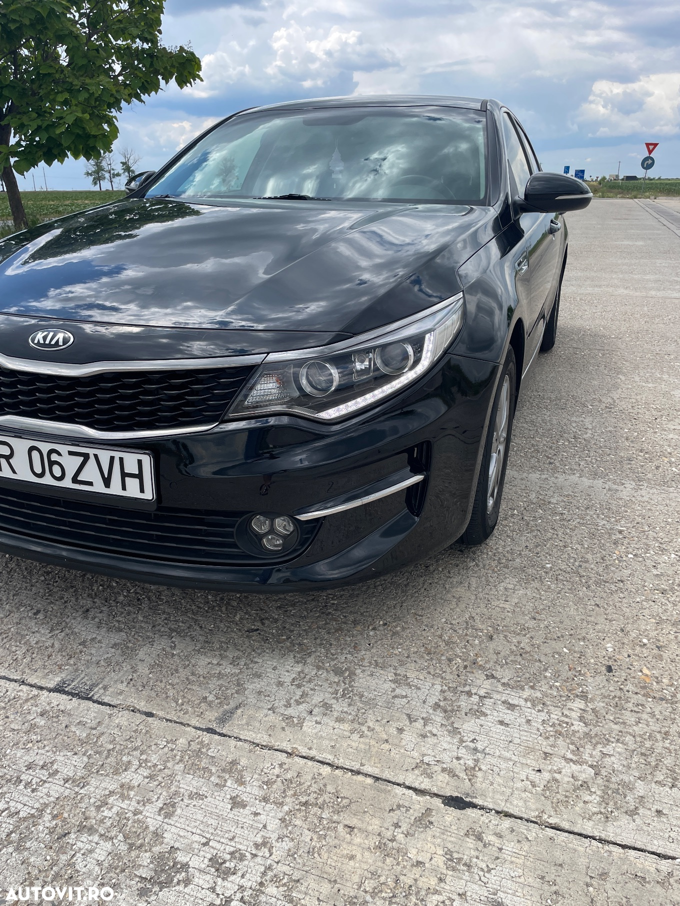 Kia Optima 1.7 DSL 6MT Comfort - 3