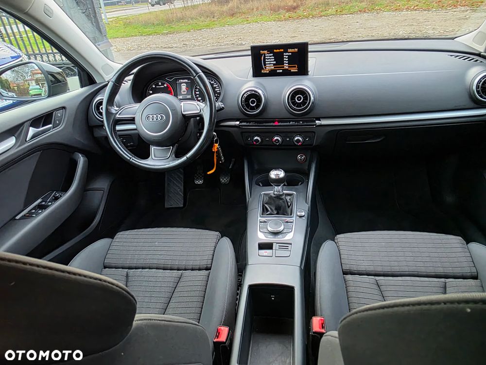 Audi A3 Sportback 1.4 TFSI Attraction - 8