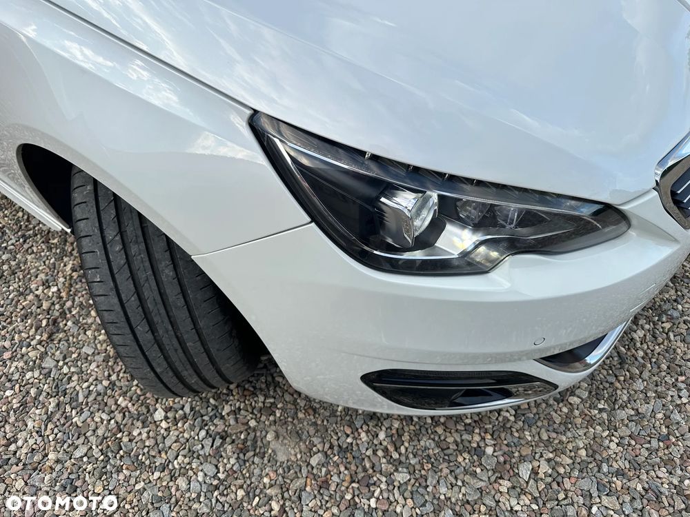 Peugeot 308 1.2 PureTech GPF GT Pack S&S - 9