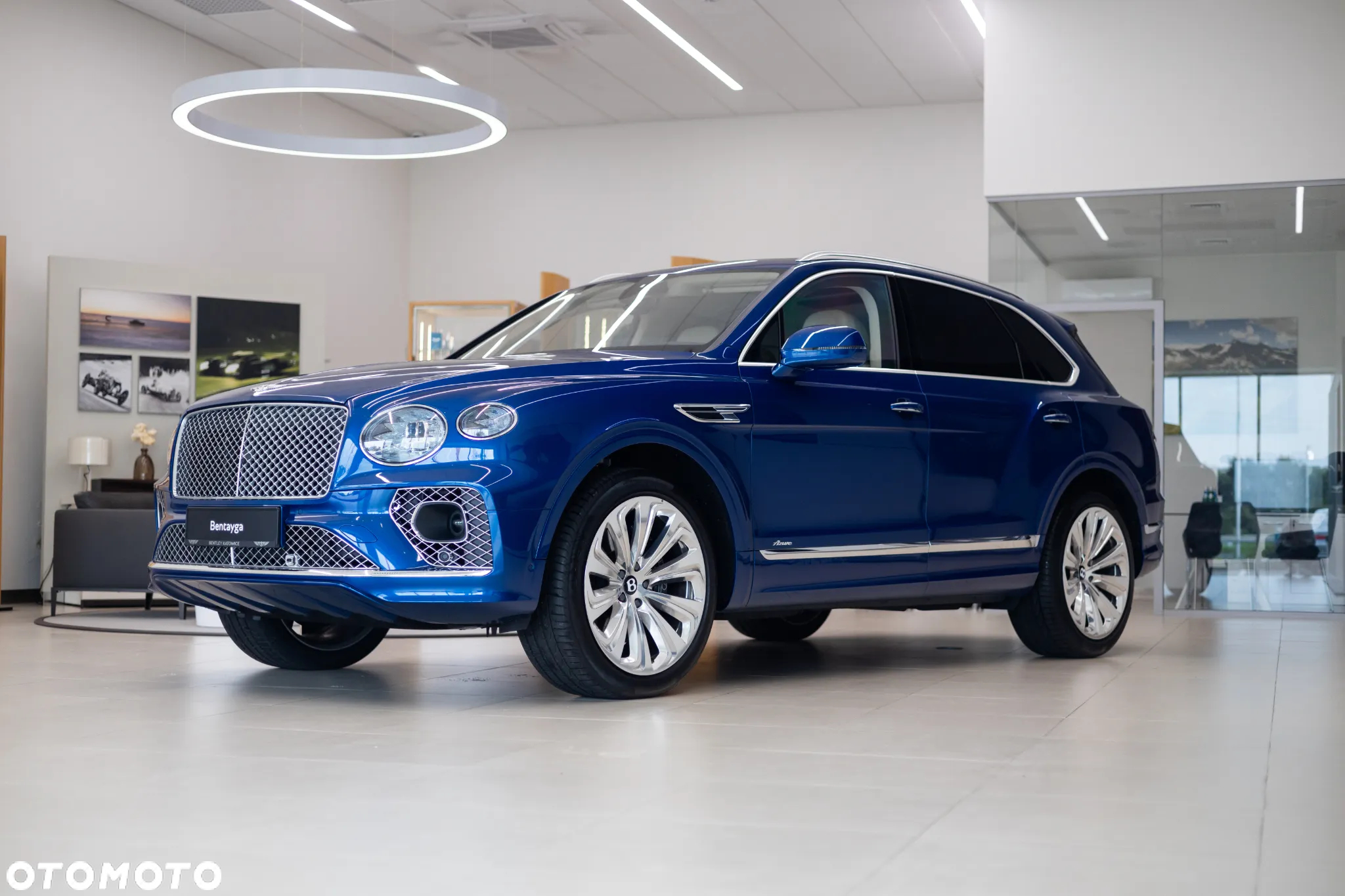 Bentley Bentayga - 3