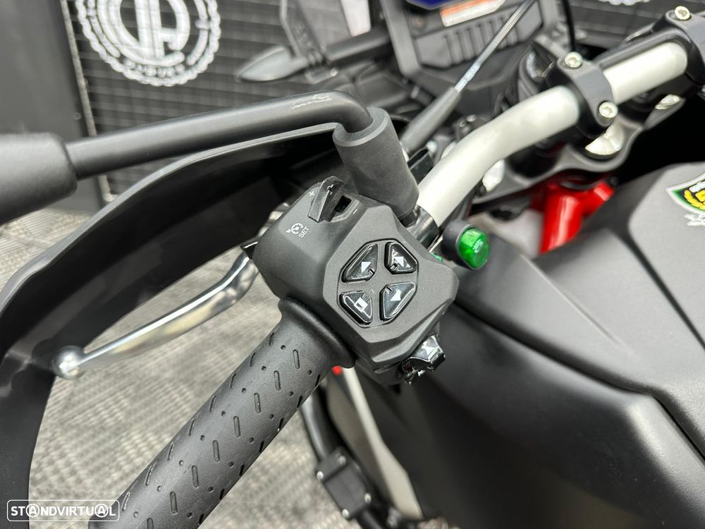 Aprilia Tuareg 660 - 5