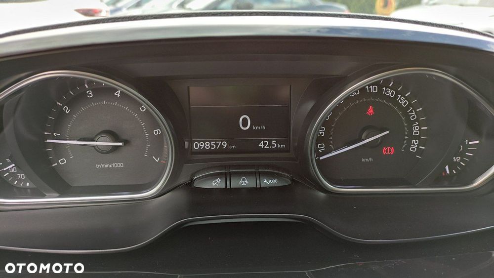 Peugeot 2008 - 29