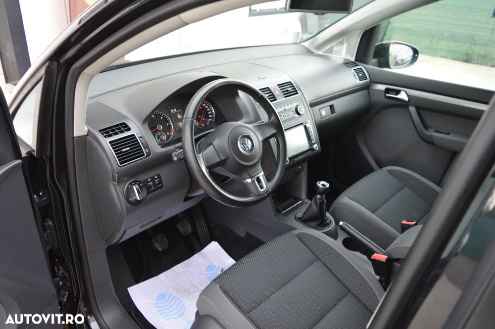 Volkswagen Touran 2.0 TDI BlueMotion Technology Comfortline - 25