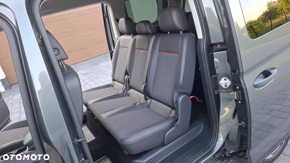 Ford Tourneo Connect - 24