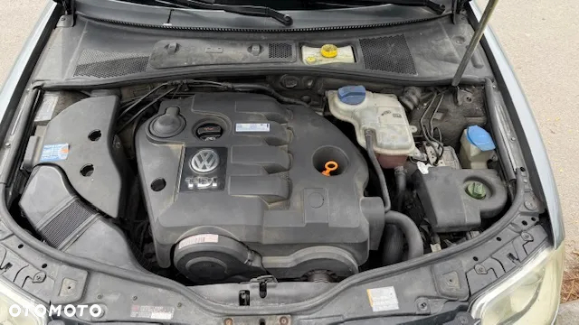 Volkswagen Passat - 15