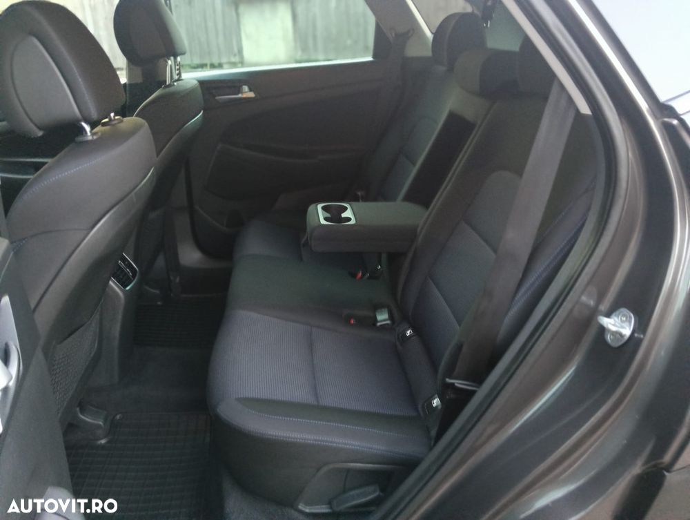 Hyundai Tucson blue 1.7 CRDi 2WD DCT Style - 6
