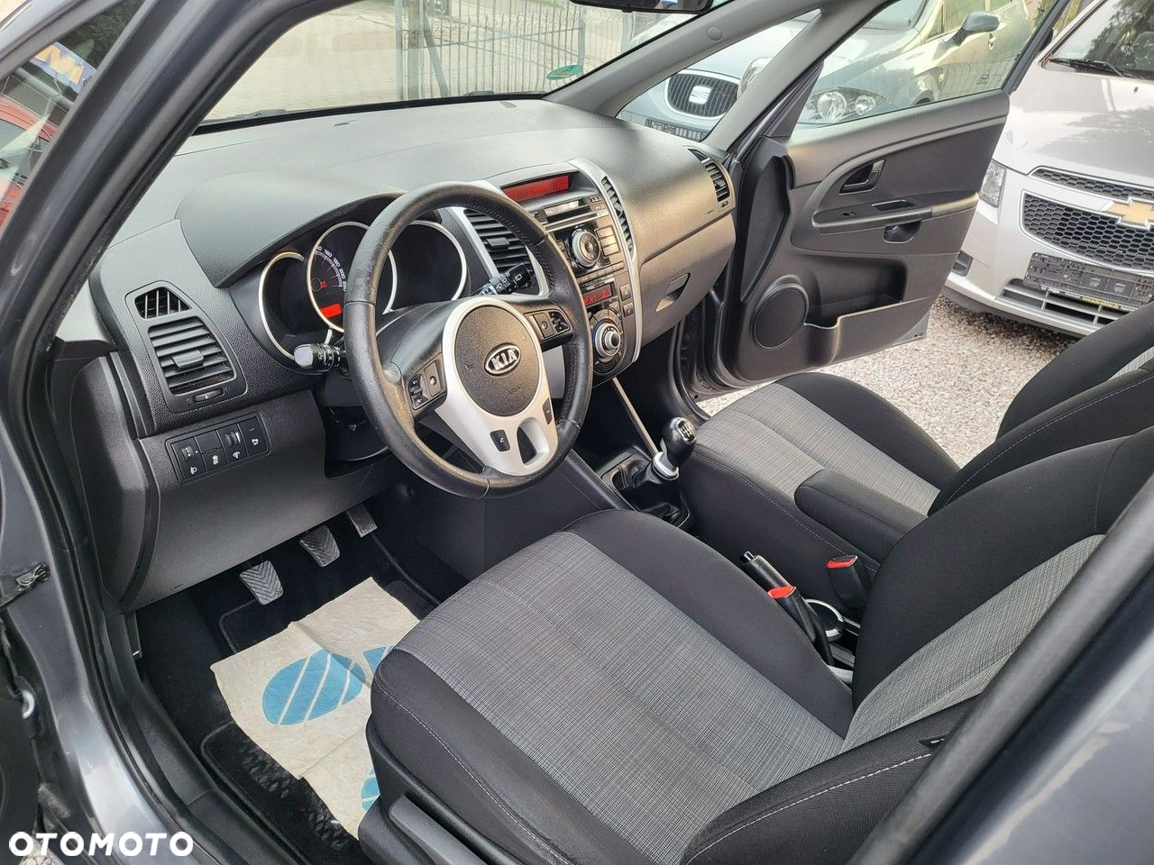 Kia Venga - 21