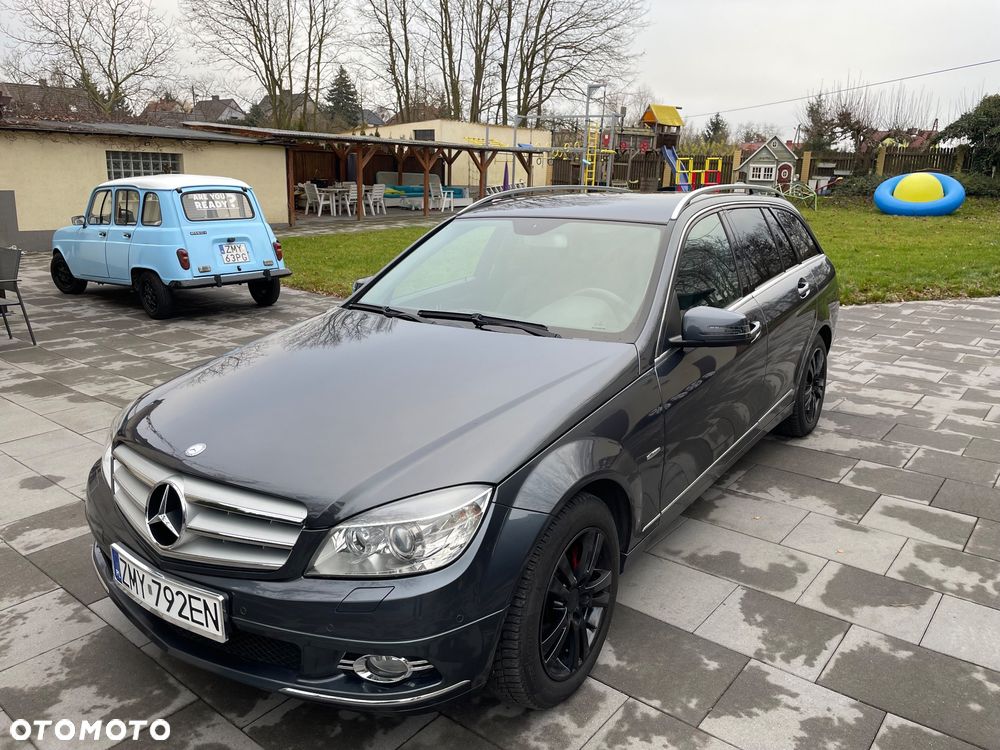 Mercedes-Benz Klasa C - 40