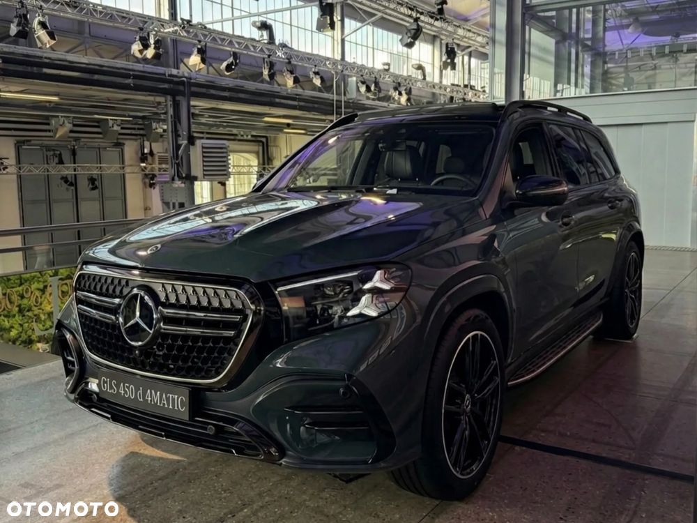 Mercedes-Benz GLS - 2