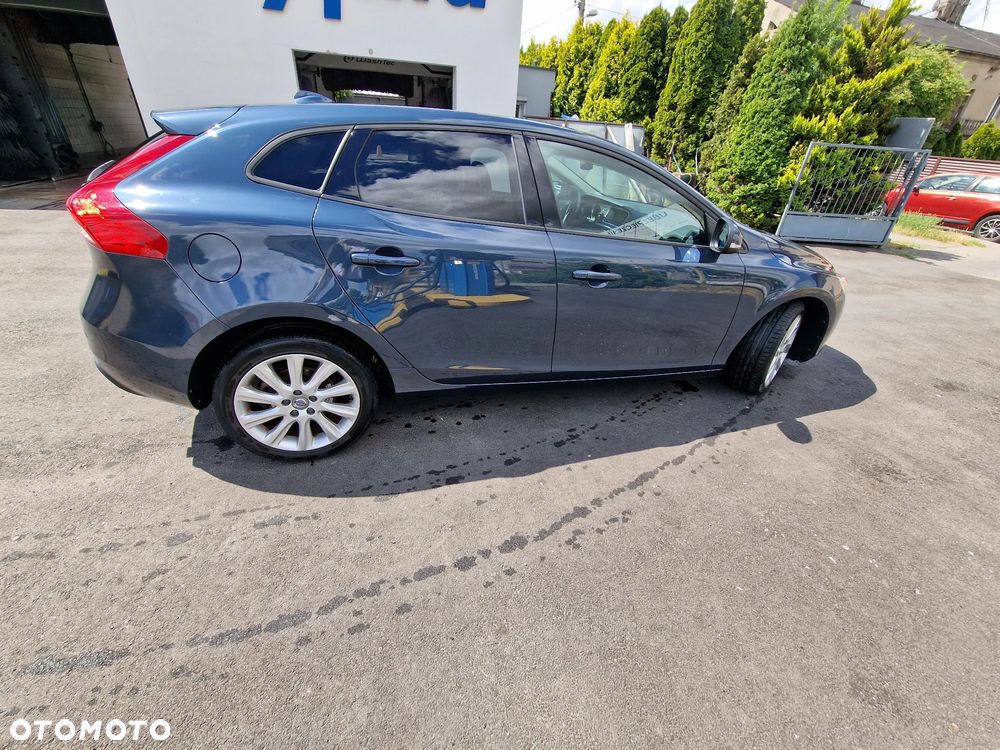 Volvo V40 - 4