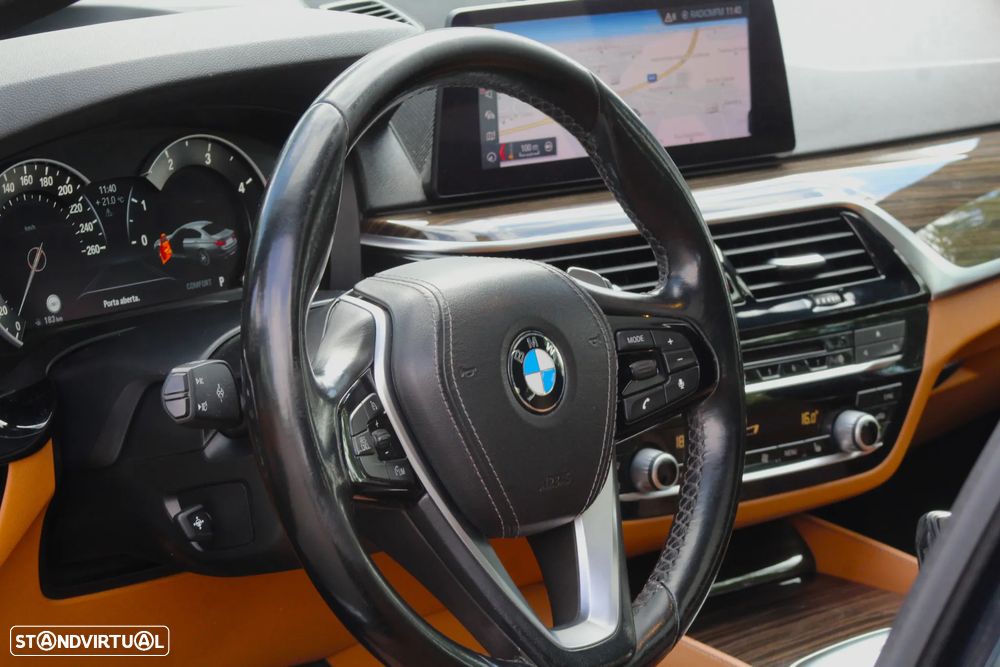 BMW 520 d Line Luxury Auto - 26