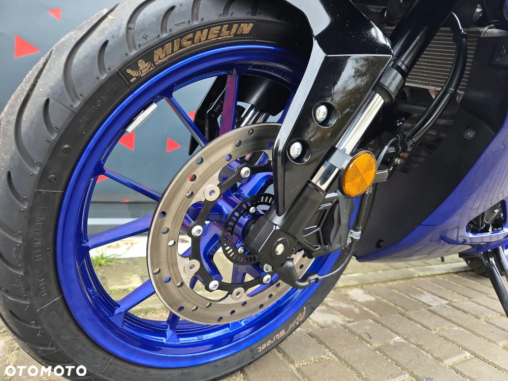 Yamaha YZF - 14