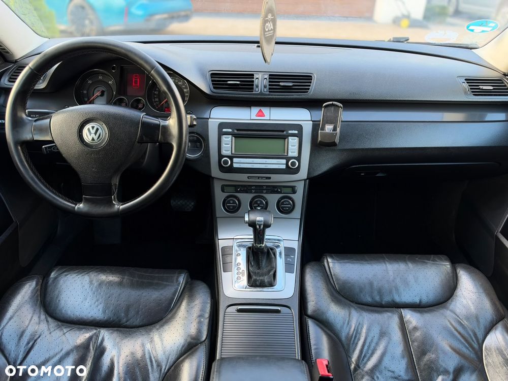 Volkswagen Passat - 20