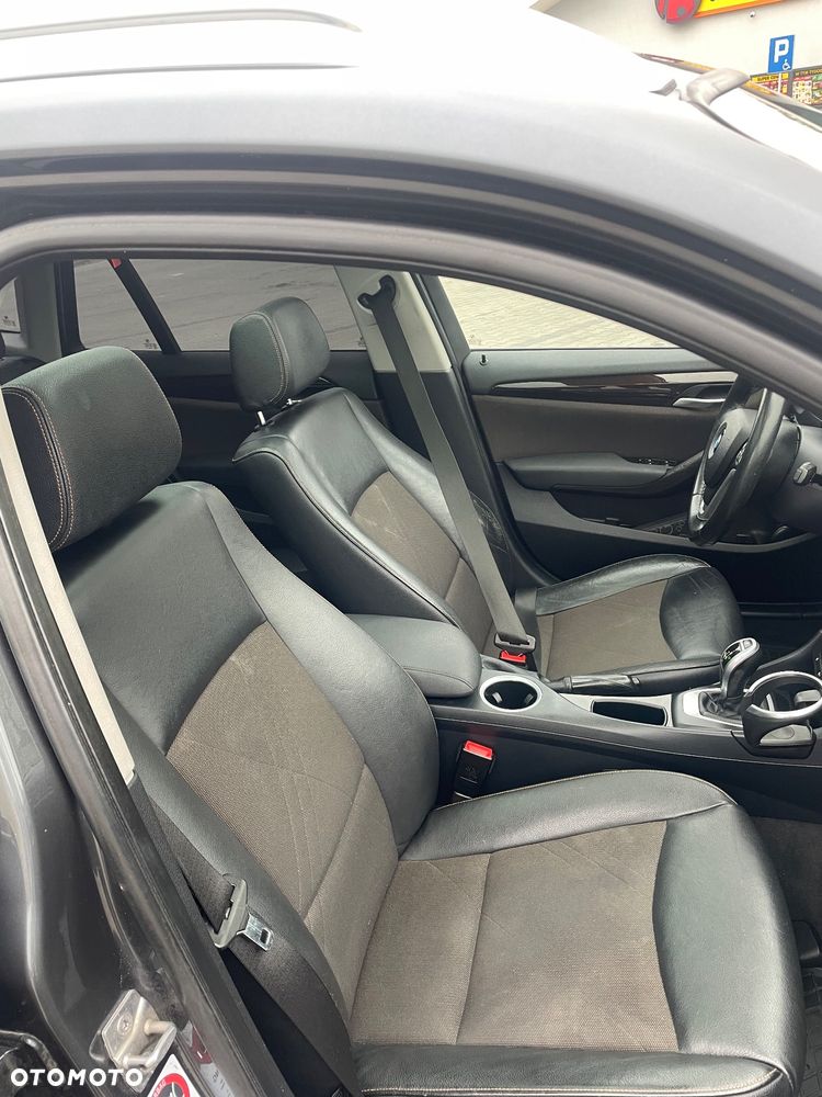 BMW X1 xDrive18d - 17