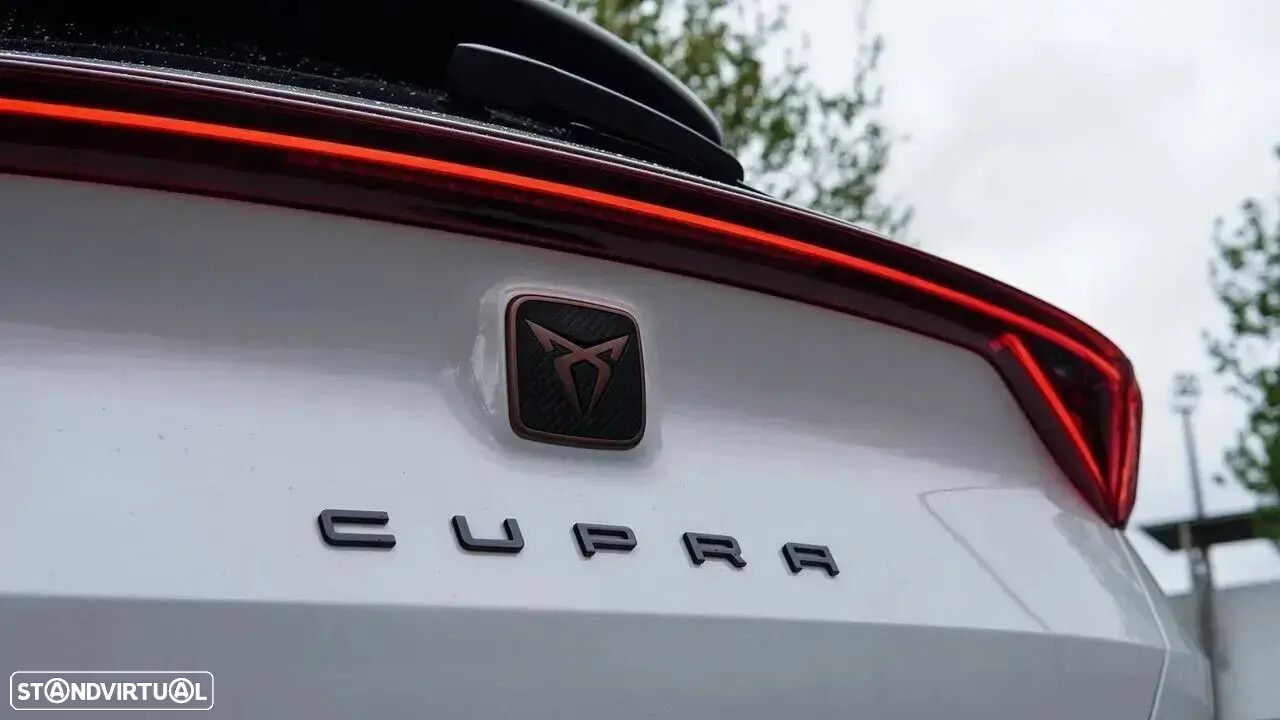 Cupra Formentor 1.4 e-Hybrid Plus DSG - 15