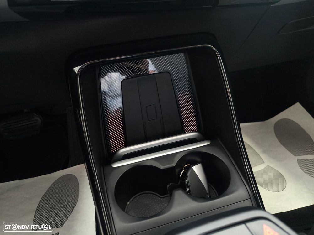 BMW iX1 xDrive30 - 16