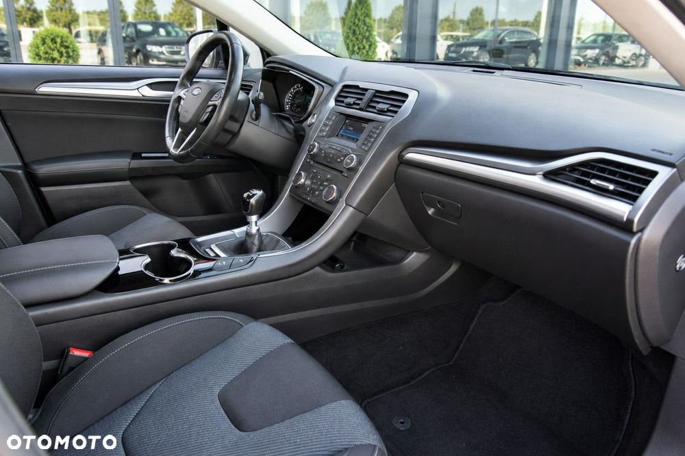 Ford Mondeo 2.0 TDCi STart-Stopp Titanium - 13