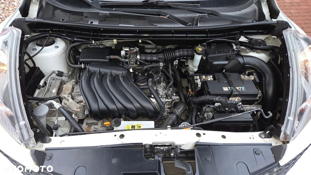 Nissan Juke 1.6 Xtronic Acenta - 10