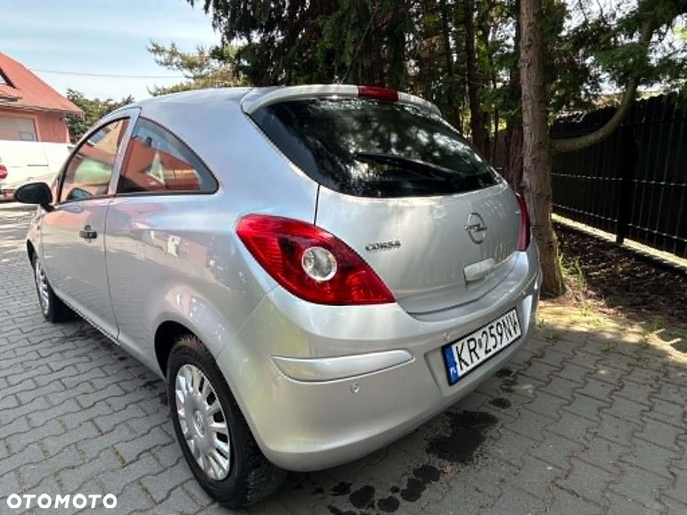 Opel Corsa - 20