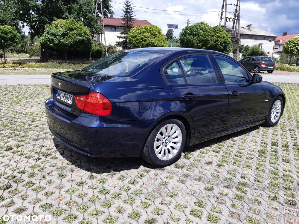 BMW Seria 3 318i Edition Lifestyle - 11
