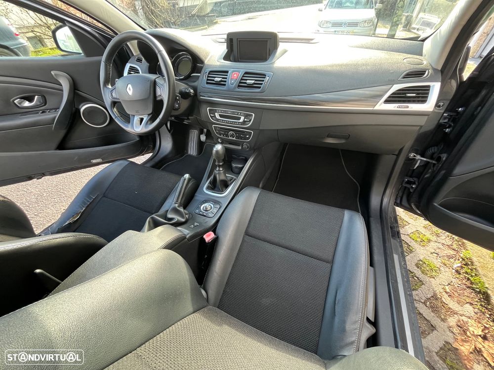 Renault Mégane Coupe 1.5 dCi Dynamique - 9