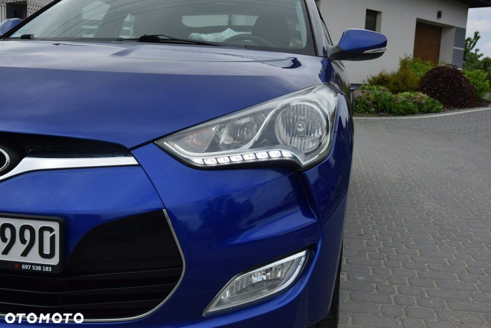 Hyundai Veloster 1.6 Style - 16