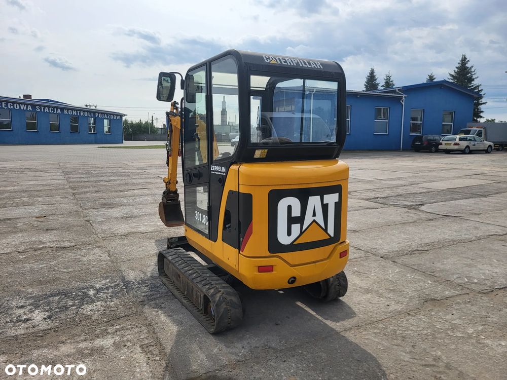 Caterpillar 301.8 c spr z Niemiec - 4