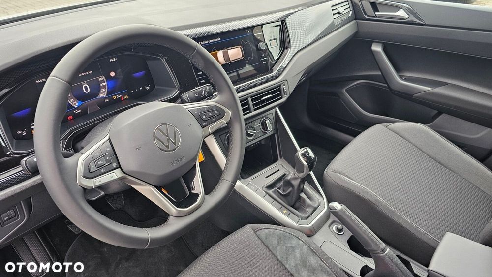 Volkswagen Polo - 15