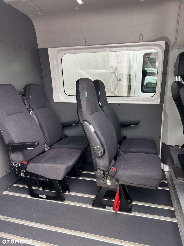 Volkswagen Crafter - 14