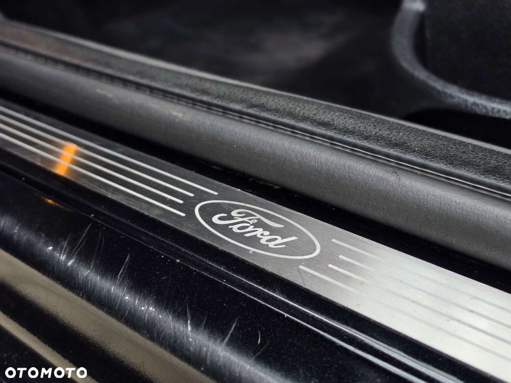 Ford C-MAX - 32
