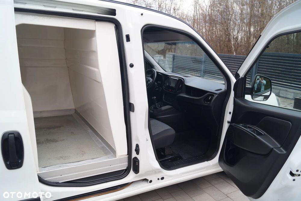 Ford Transit Custom - 28