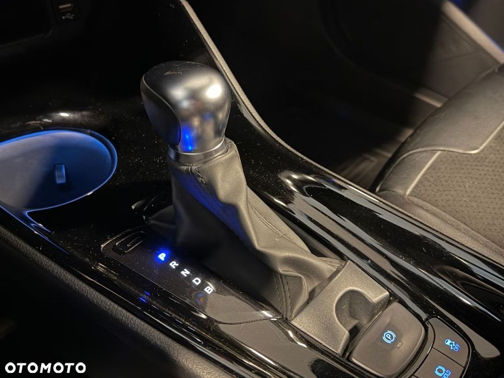 Toyota C-HR Lounge - 15