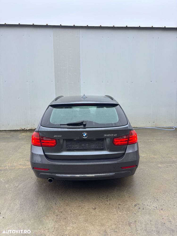 BMW Seria 3 320d xDrive Aut. Luxury Line - 4