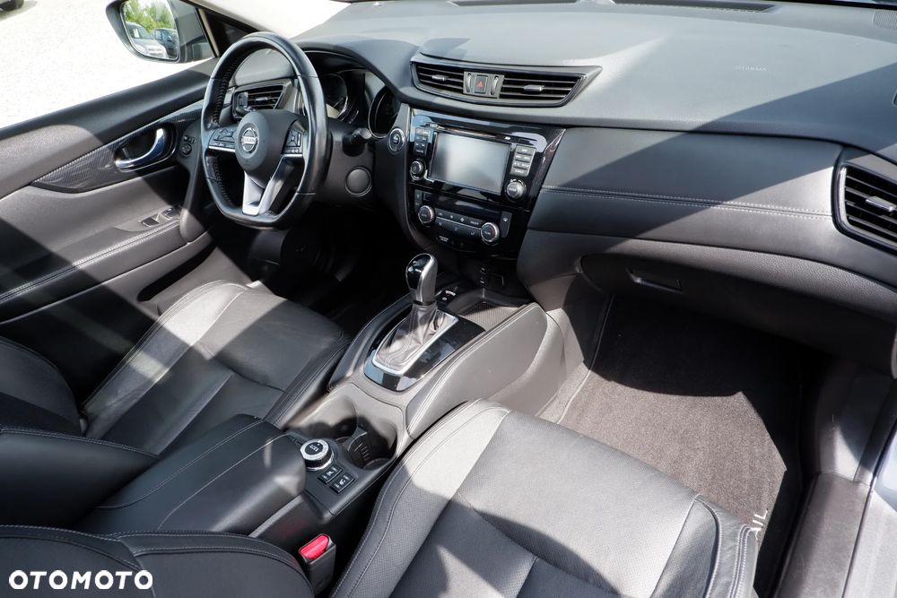Nissan X-Trail 2.0 dCi ALL-MODE 4x4i Xtronic Tekna - 4