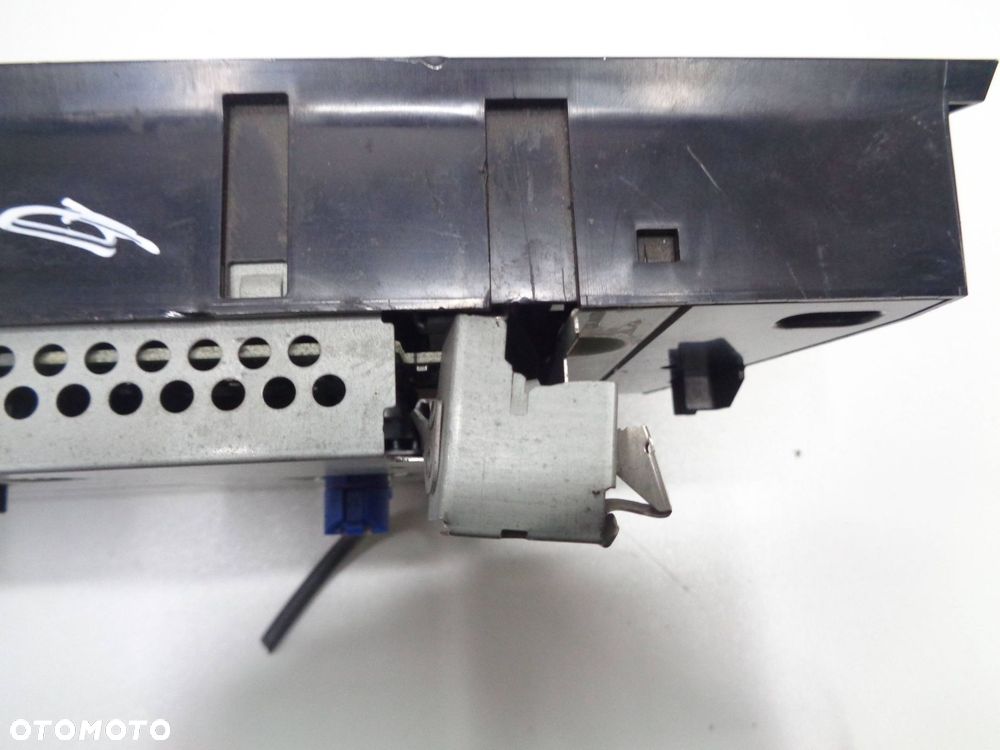 skoda fabia iii 6v radio wyświetlacz panel 14r- - 3