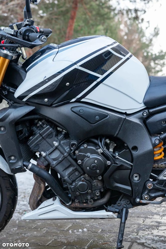 Yamaha FZ8 - 23