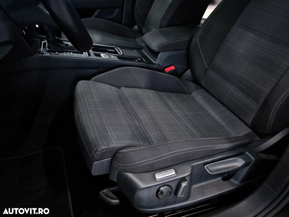 Volkswagen Passat 2.0 TDI DSG Comfortline - 9