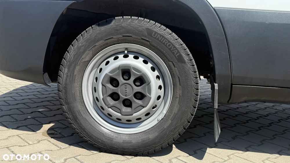 Iveco Daily 35S15 2.3 Diesel 150 KM MT6 Plandeka 8EP - 30