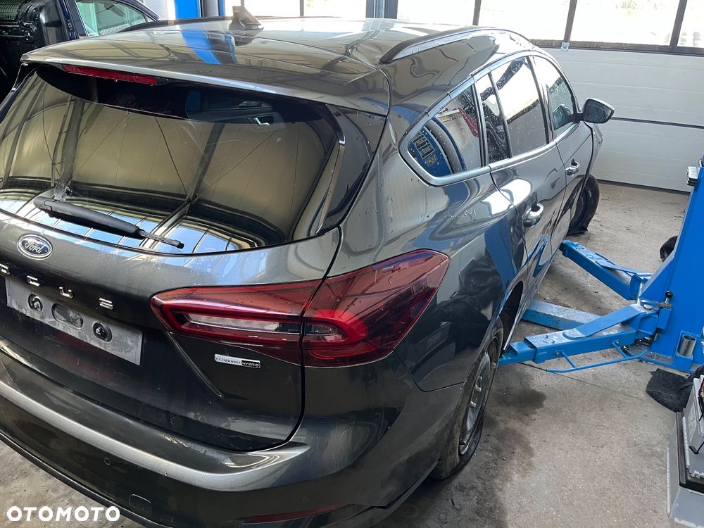 Ford Focus 1.0 EcoBoost Hybrid ST-LINE STYLE - 7