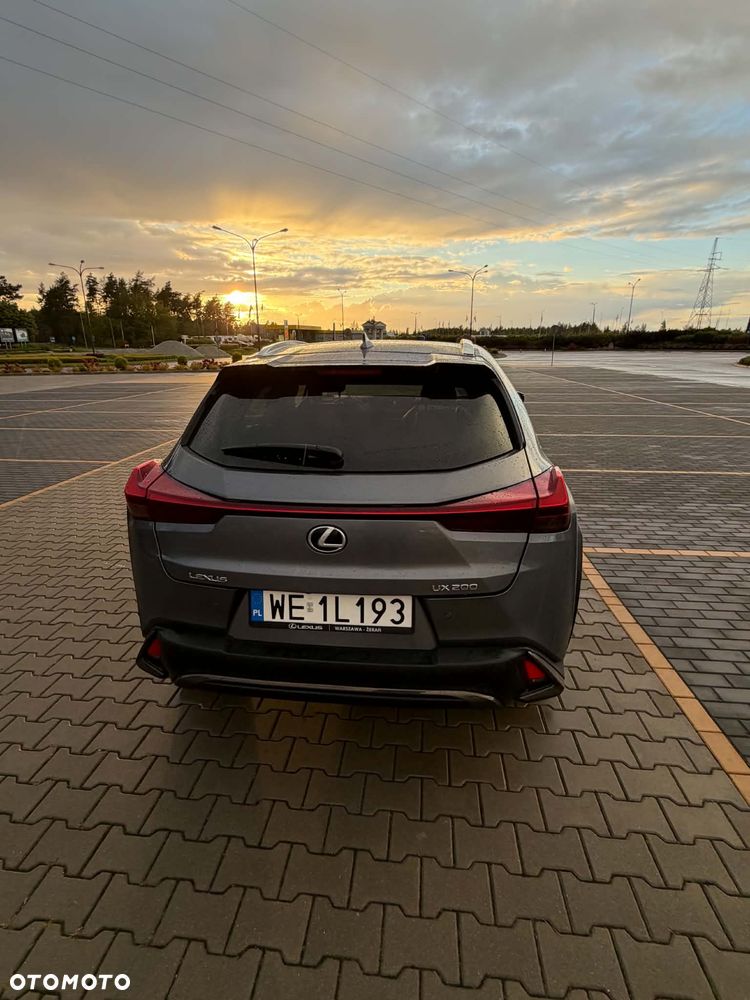Lexus UX 200 GPF F Sport Design 2WD - 4