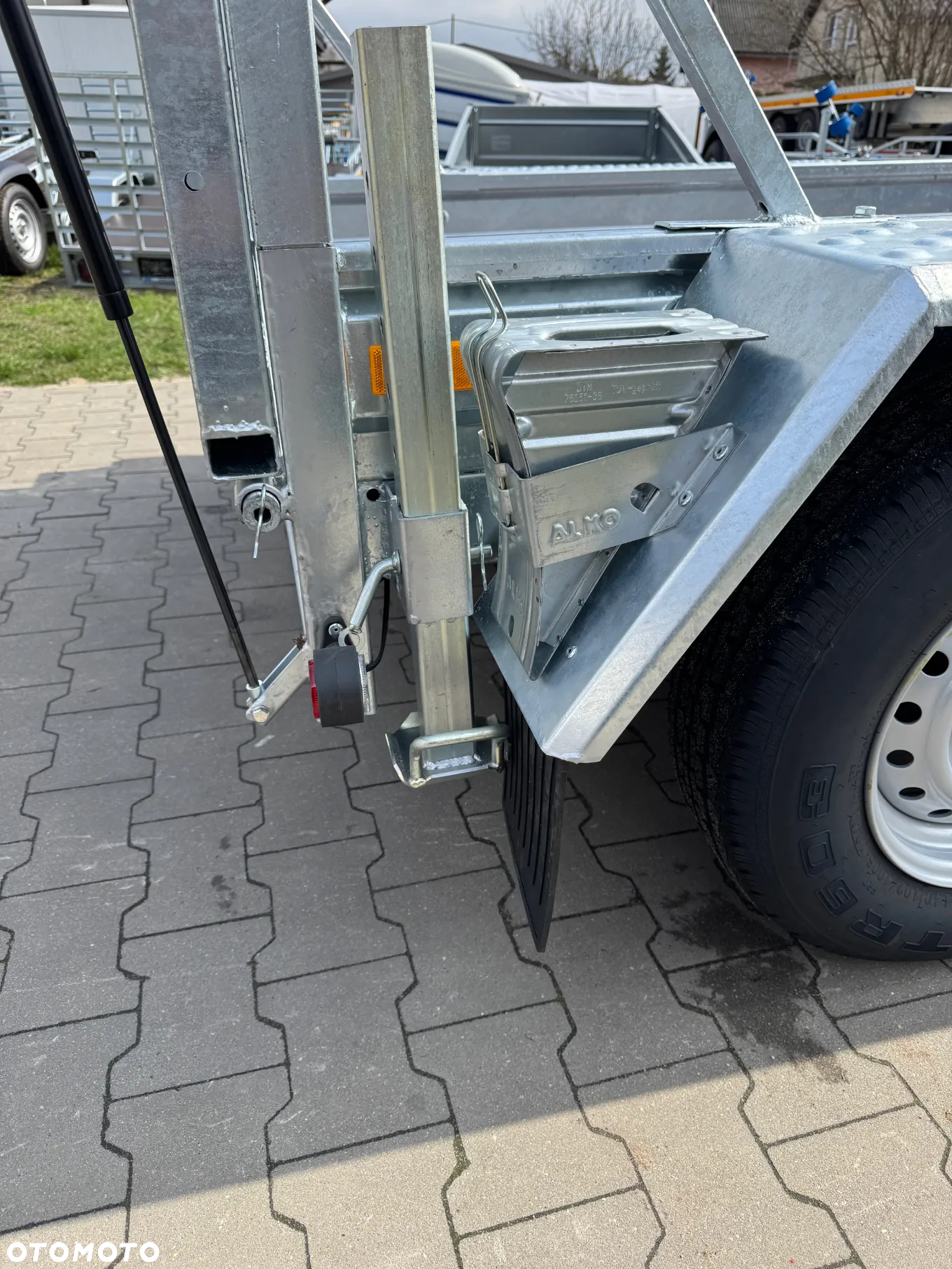 Niewiadów K2527 - 9