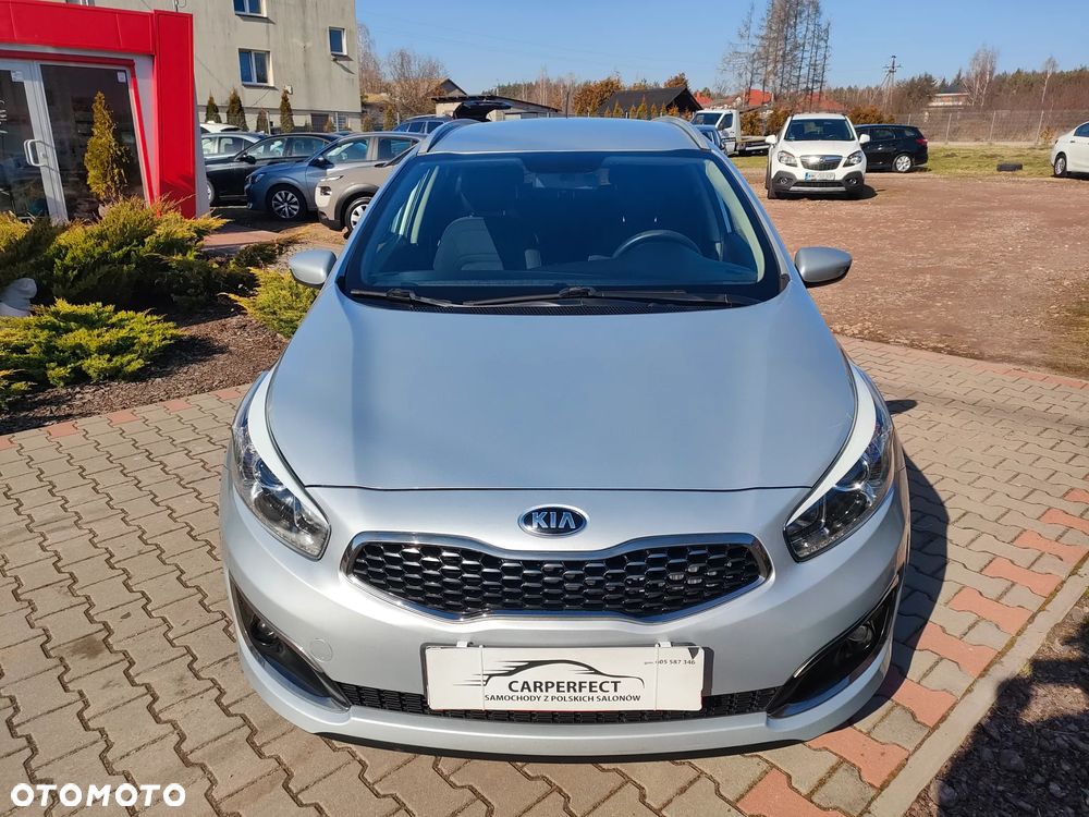 Kia Ceed - 5