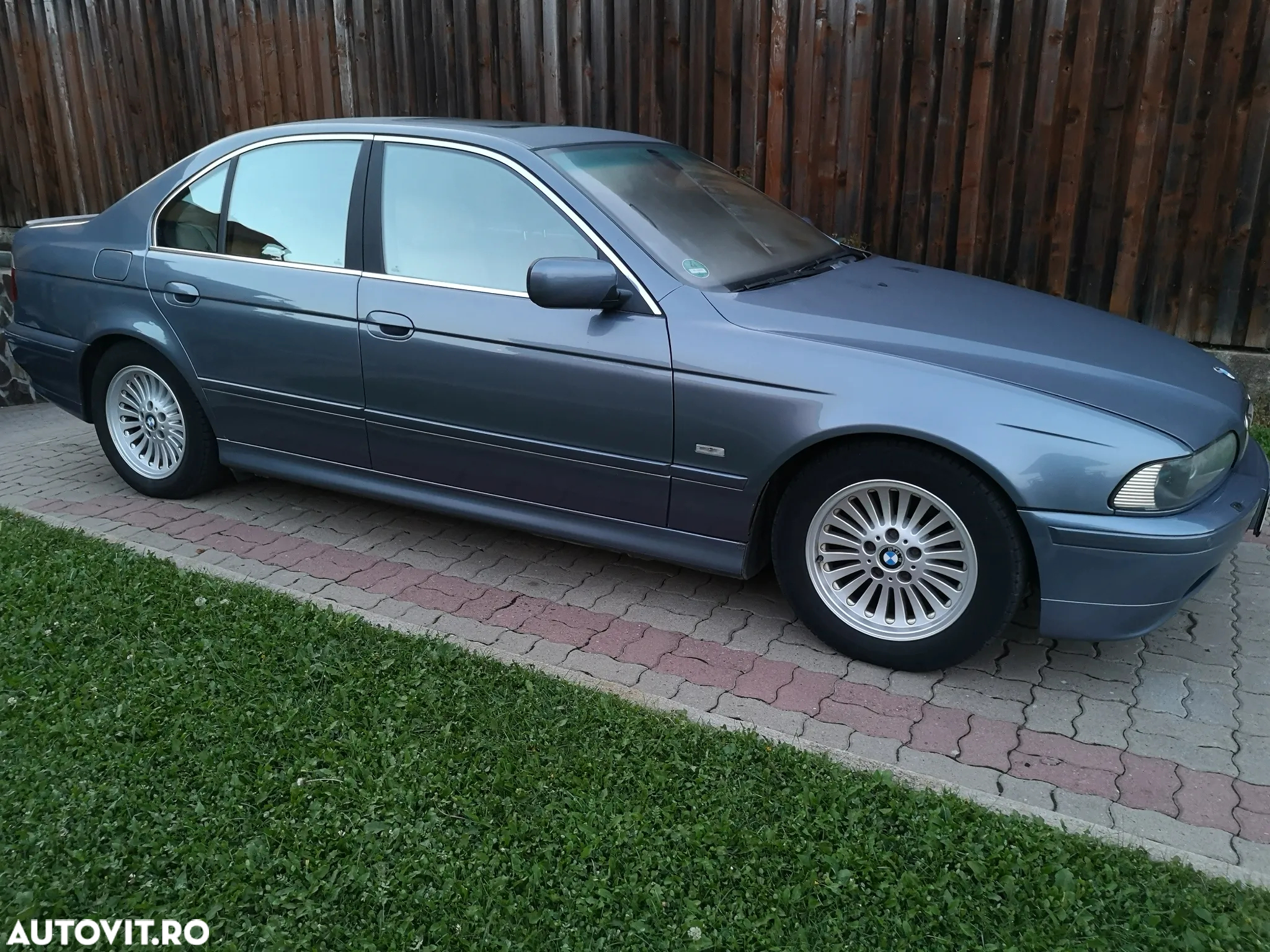 BMW Seria 5 530iA - 13