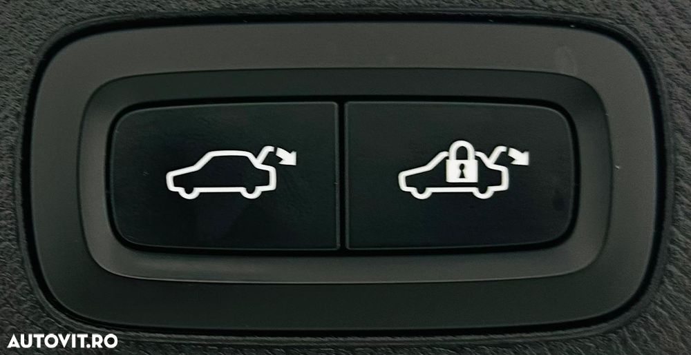 Volvo XC 90 D5 AWD Geartronic Momentum - 21