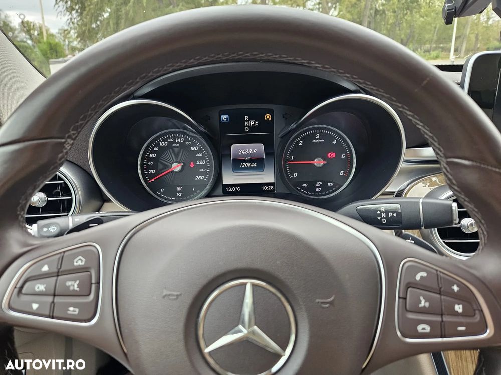 Mercedes-Benz C 220 CDI DPF (BlueEFFICIENCY) 7G-TRONIC Elegance - 20