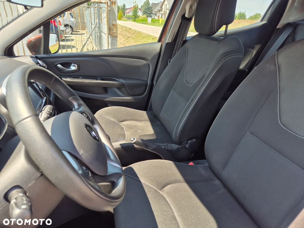Renault Clio 1.2 16V 75 Authentique - 18