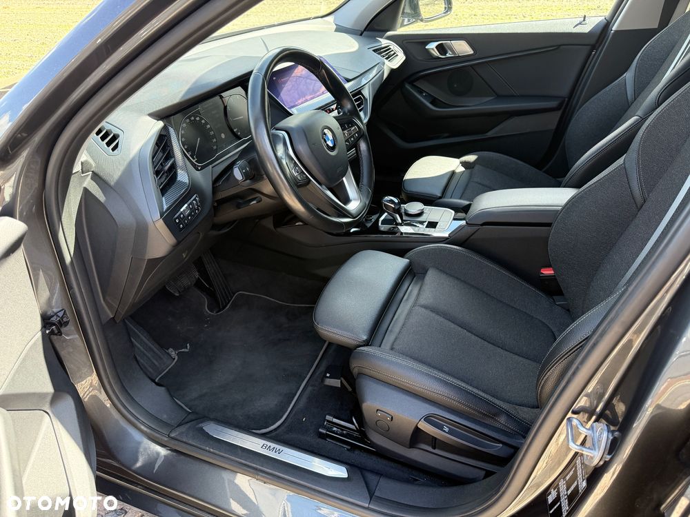 BMW Seria 1 118i M Sport - 21