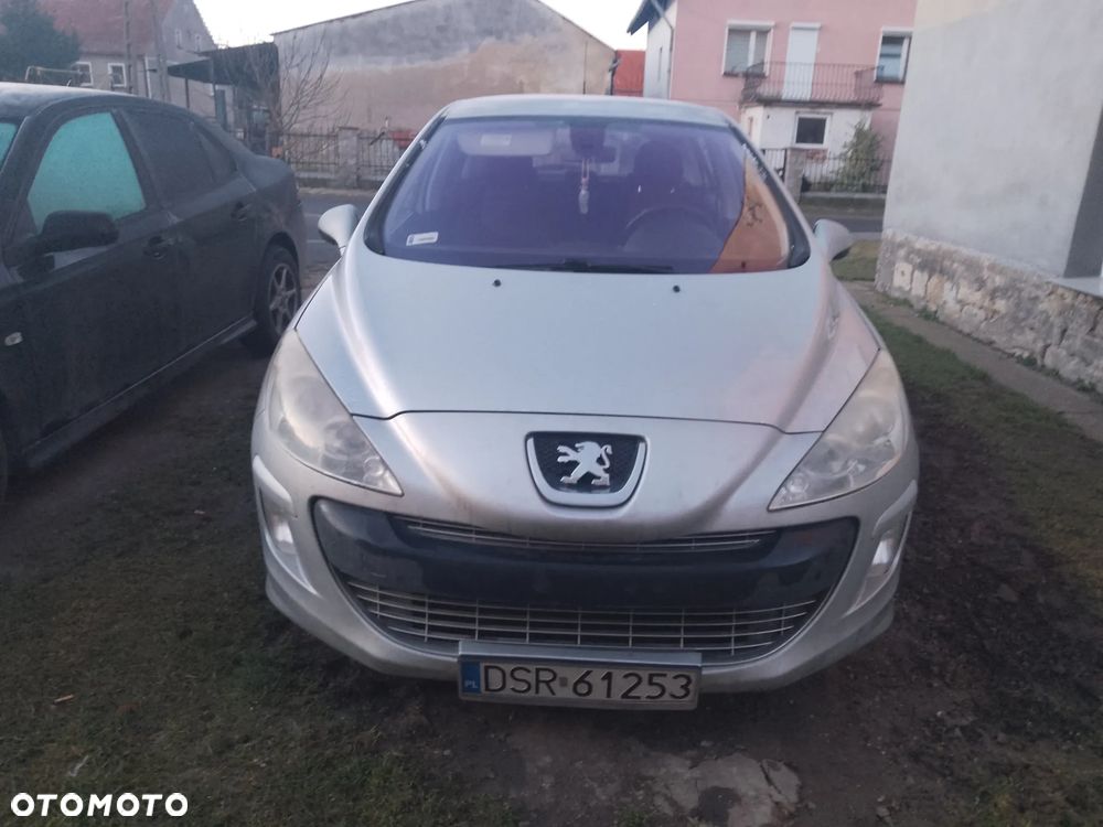 Peugeot 308 - 1