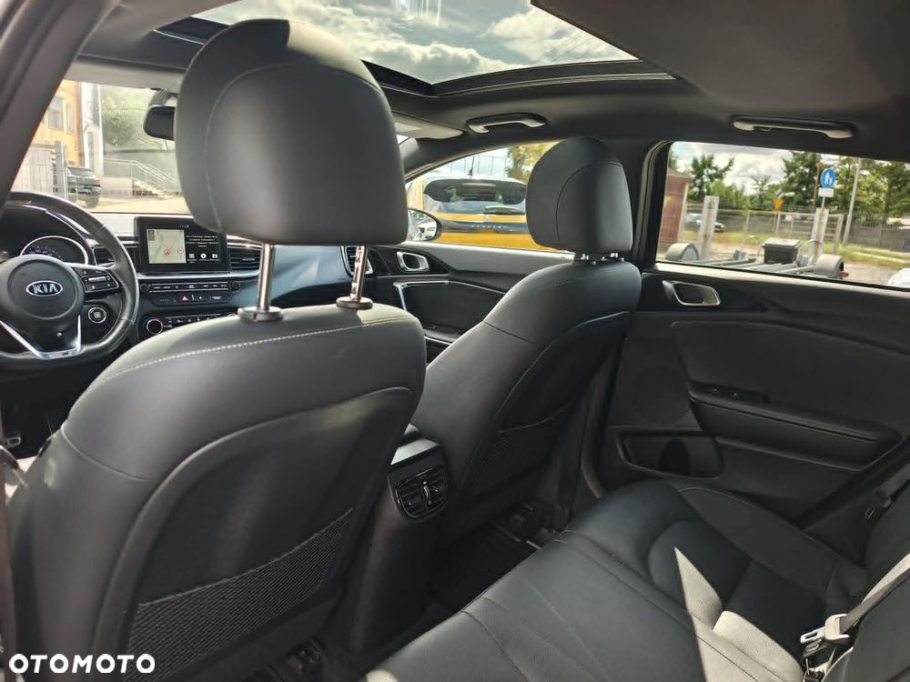 Kia ProCeed 1.6 CRDi DCT7 SCR GT LINE - 28